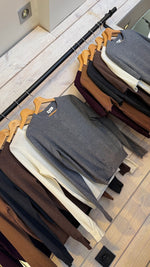 Afbeelding in Gallery-weergave laden, Trui/ CORALIE
