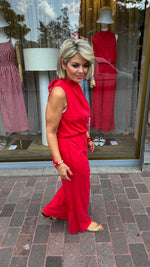 Afbeelding in Gallery-weergave laden, Jumpsuit/ rood/ CLAIRE
