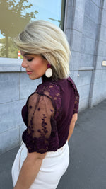 Afbeelding in Gallery-weergave laden, Top met pofmouw/ kant/ BERTE
