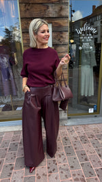 Afbeelding in Gallery-weergave laden, Lederlook broek/ brede pijp/ MARILOU

