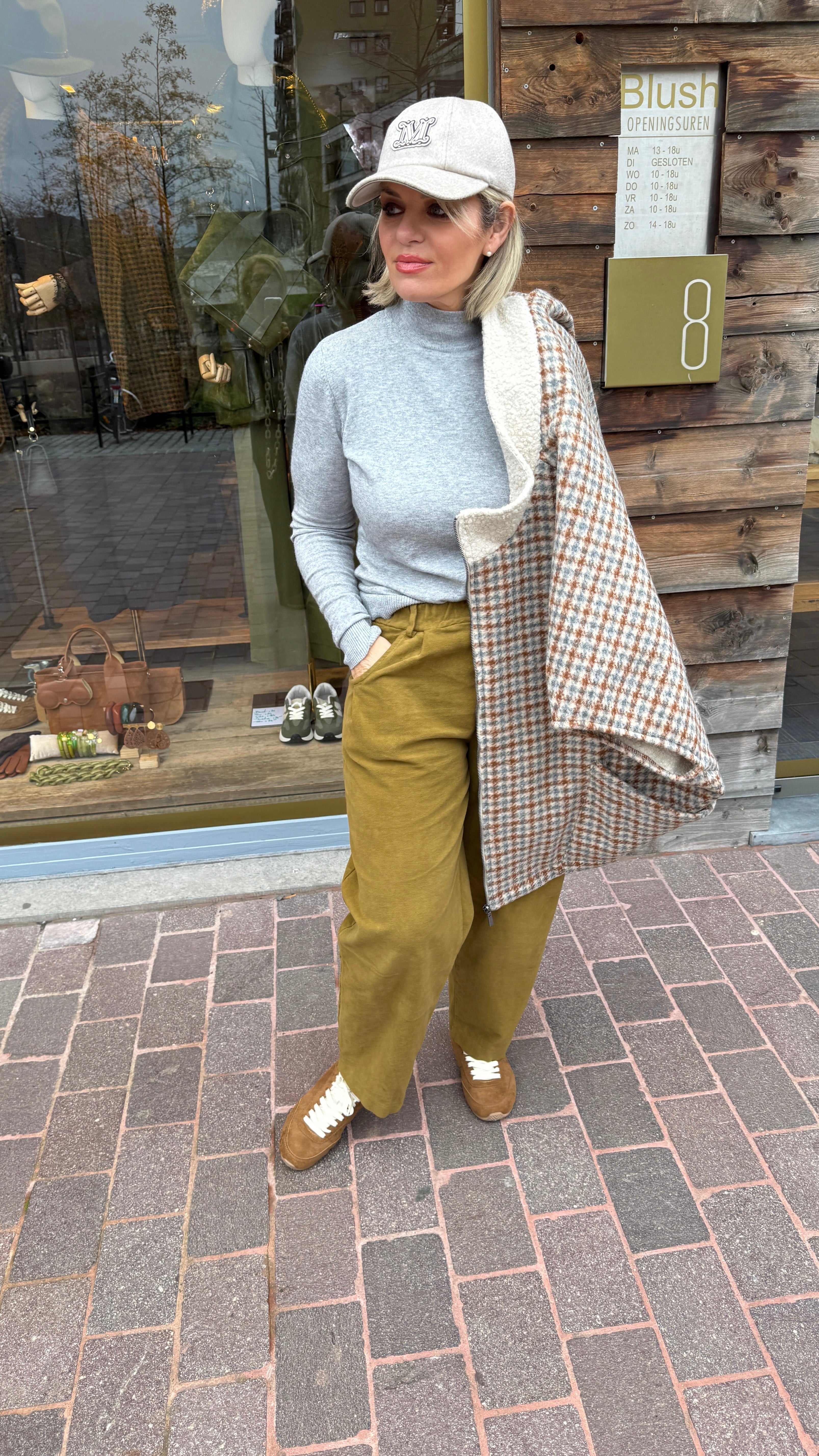 Broek/ BLACK ROSE/SUZY