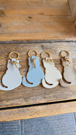 Afbeelding in Gallery-weergave laden, Bagcharm/ sleutelhanger/KITTYCAT
