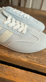 Afbeelding in Gallery-weergave laden, Sneaker ijsblauw/JILL
