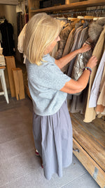 Afbeelding in Gallery-weergave laden, Trui/ grijs/ MIMI
