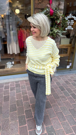 Afbeelding in Gallery-weergave laden, Trui+ sjaal/NINA
