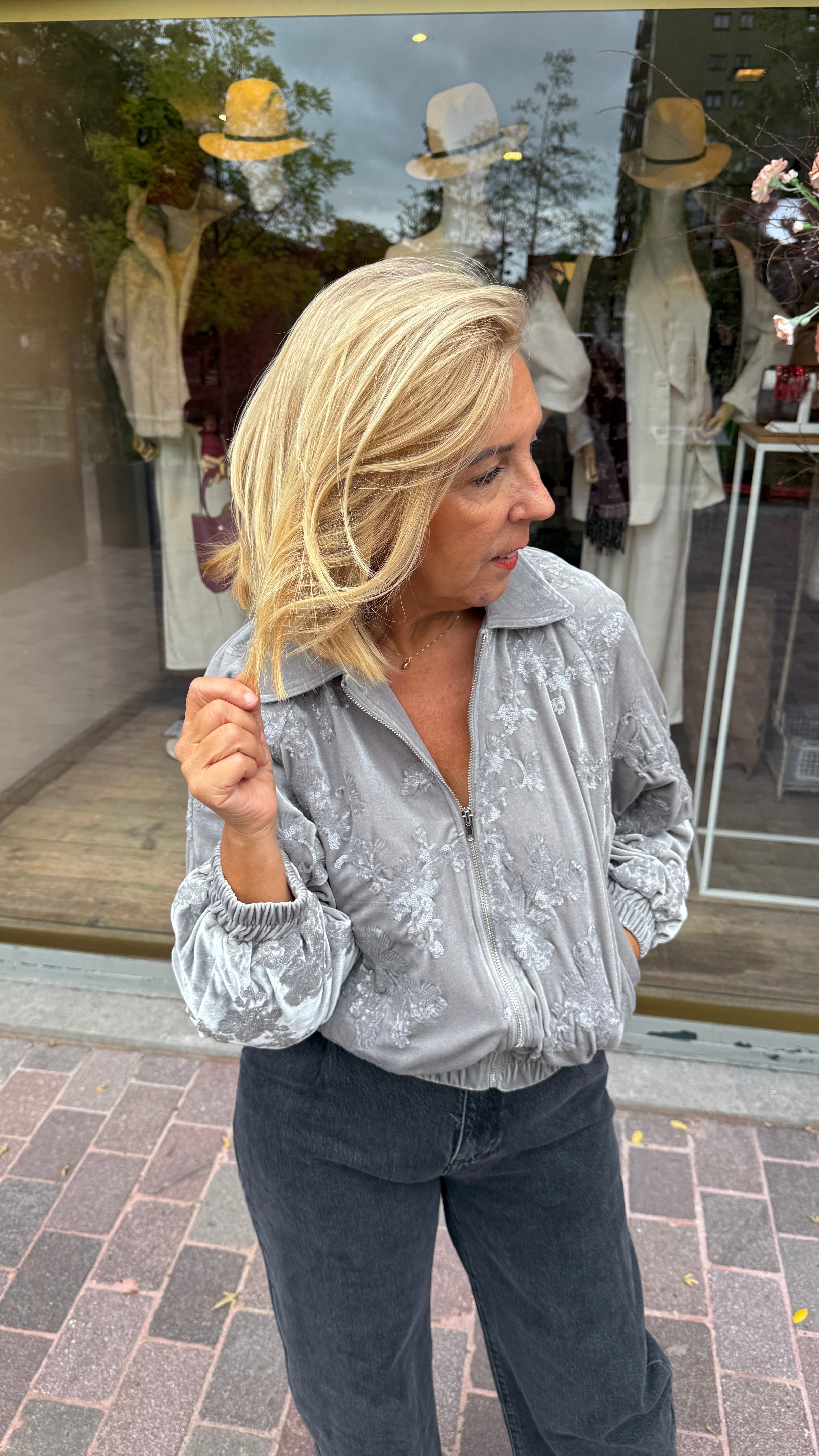 Bomber jacket/ MILA