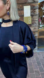 Afbeelding in Gallery-weergave laden, Satinlook jurk/ donkerblauw/NORA
