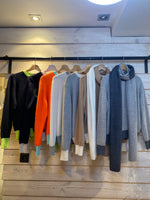 Afbeelding in Gallery-weergave laden, Sjaal LENA/ duo:lichtgrijs- donkergrijs
