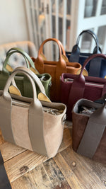 Afbeelding in Gallery-weergave laden, Tas: leder+ suède/ LIA
