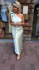 Afbeelding in Gallery-weergave laden, Satinlook jurk/ asymmetrisch/strik/ ALIZE
