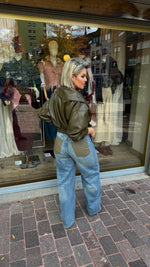 Afbeelding in Gallery-weergave laden, Jas/ lederlook/CORA

