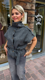 Afbeelding in Gallery-weergave laden, Gilet/ knit/ NOVA
