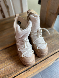 Boot SNOWY