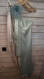Afbeelding in Gallery-weergave laden, Satinlook jurk/ asymmetrisch/strik/ ALIZE
