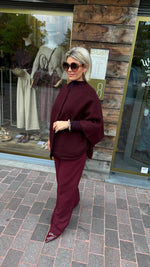 Afbeelding in Gallery-weergave laden, Poncho/ jas/wol/bordeaux/COLETTE
