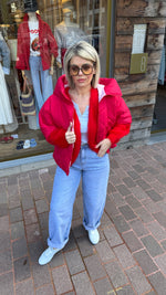 Afbeelding in Gallery-weergave laden, Bodywarmer/rood/LAURÈL
