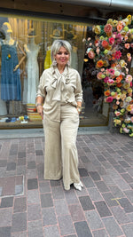 Afbeelding in Gallery-weergave laden, Hemd/ suède  look/BLACK ROSE

