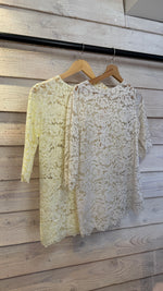 Afbeelding in Gallery-weergave laden, Kanten blouse
