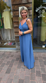 Afbeelding in Gallery-weergave laden, Jurk met kralen/ jeansblauw /NOOR

