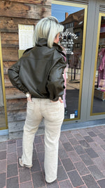 Afbeelding in Gallery-weergave laden, Lederlook jas/ groen/NAZARINE
