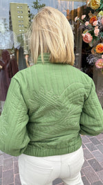 Afbeelding in Gallery-weergave laden, Doorstikte vest/ anijsgroen/JUNE

