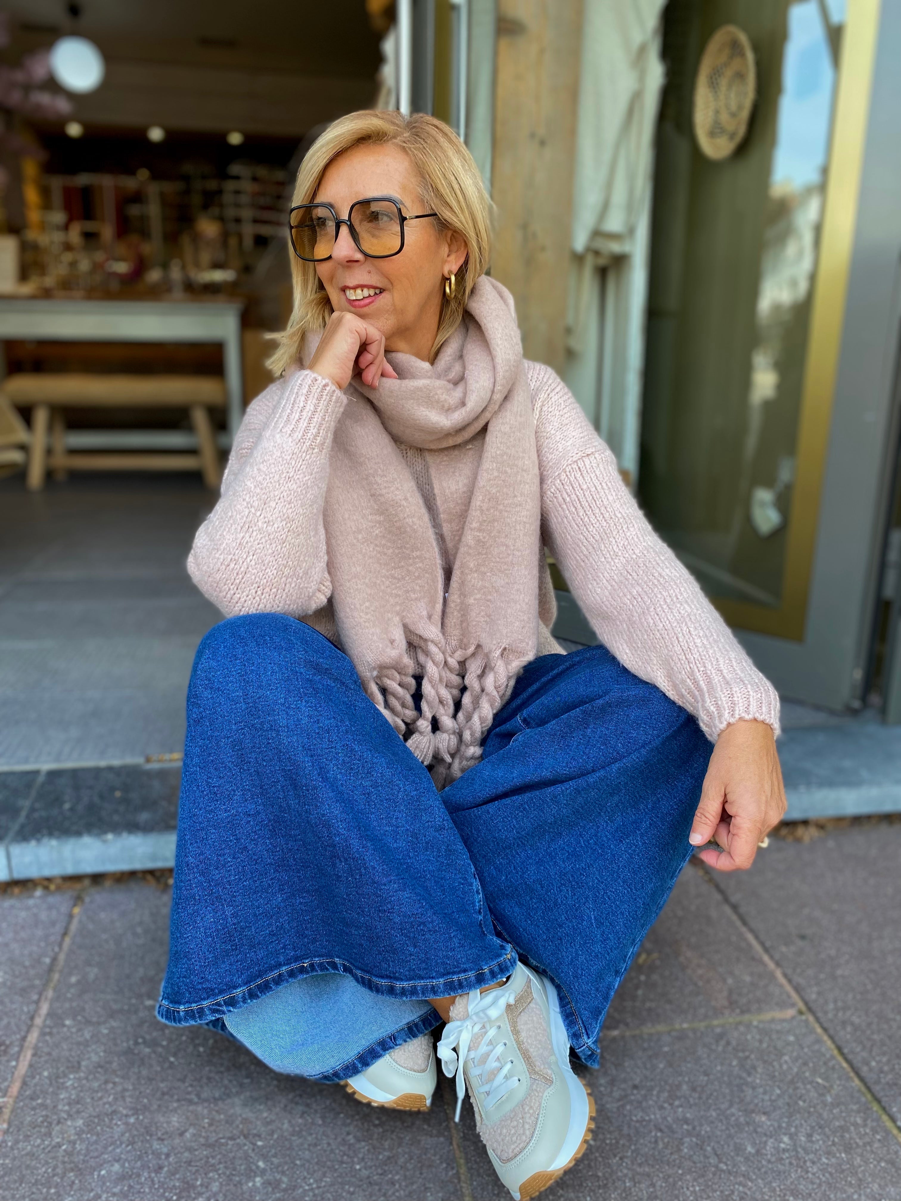 Knitted trui met v-hals/ NINE