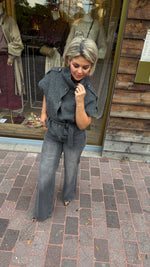 Afbeelding in Gallery-weergave laden, Gilet/ knit/ NOVA
